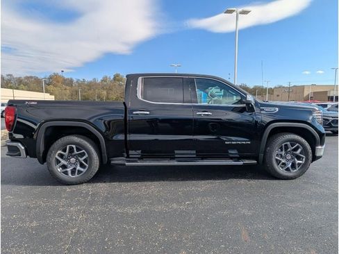 New 2026 GMC Sierra 1500 SLT w/ SLT Premium Plus Package image 8
