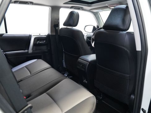 Used 2022 Toyota 4Runner SR5 Premium w/ 4Runner Black Package (TMS) image 38