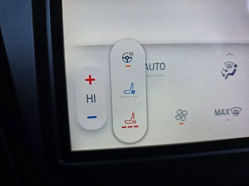 Used 2022 Ford Edge Titanium w/ Equipment Group 301A AWD/4WD image 67