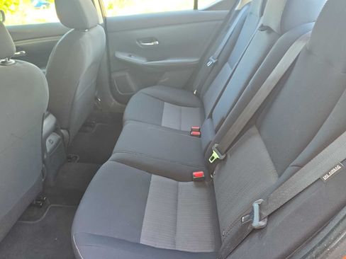 Used 2024 Nissan Sentra SR w/ Trunk Package FWD image 10