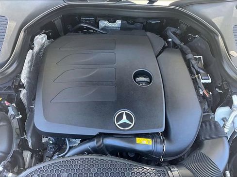 Certified 2022 Mercedes-Benz GLC 300 image 32
