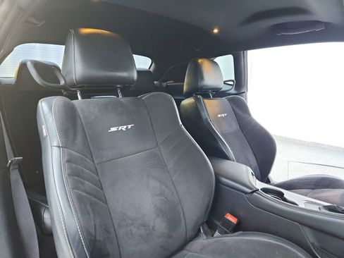 Used 2016 Dodge Challenger SRT Hellcat image 21