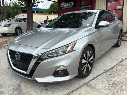 Used 2019 Nissan Altima 2.5 SL FWD image 1