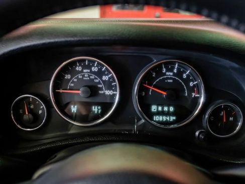 Used 2017 Jeep Wrangler Unlimited Sport image 21