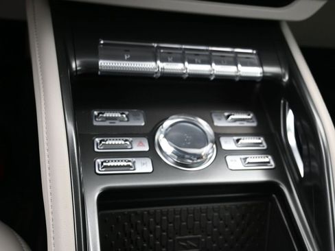 New 2026 Lincoln Nautilus Premier image 18