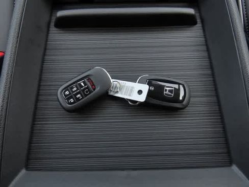 New 2026 Honda Odyssey Touring image 27