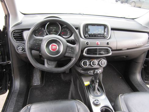 Used 2017 FIAT 500X Trekking image 12