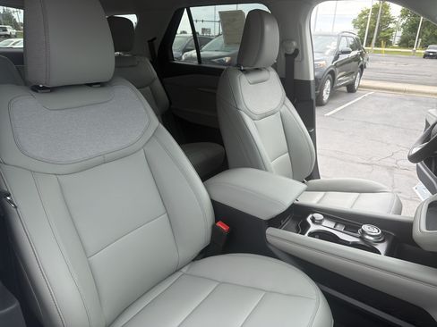New 2026 Ford Explorer Active w/ Active Comfort Package AWD/4WD image 30