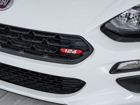 Used 2017 FIAT 124 Spider Classica RWD image 38
