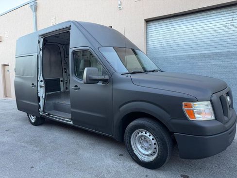 Used 2014 Nissan NV 2500 S w/ Side & Curtain Airbag Package image 11