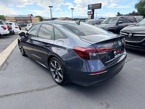 Used 2025 Honda Civic Sport Touring image 5