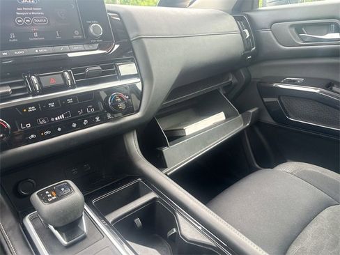 Certified 2022 Nissan Pathfinder SV image 41