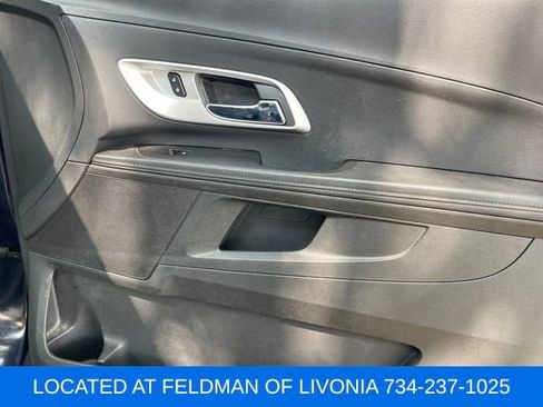 Used 2017 Chevrolet Equinox LT w/ Convenience Package FWD image 33