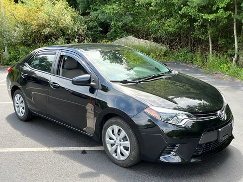 Used 2015 Toyota Corolla LE FWD image 33