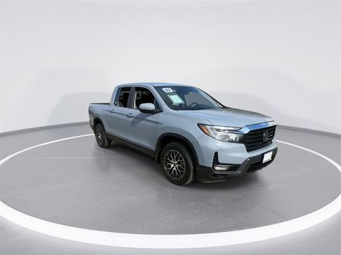 Used 2023 Honda Ridgeline RTL image 2