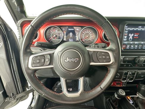 Used 2021 Jeep Wrangler Unlimited Rubicon AWD/4WD image 11