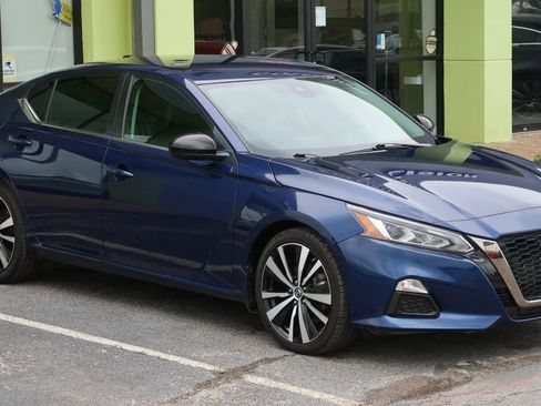 Used 2021 Nissan Altima 2.5 SR image 5