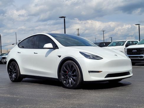 Used 2021 Tesla Model Y Performance image 1