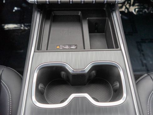 New 2026 GMC Acadia Elevation w/ Black Edition AWD/4WD image 29