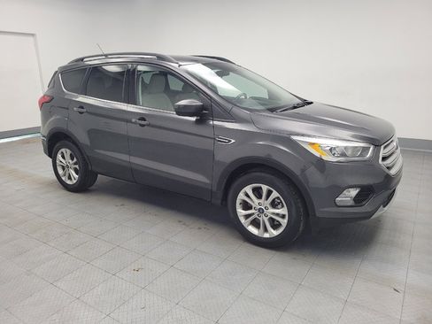 Used 2019 Ford Escape SEL image 11