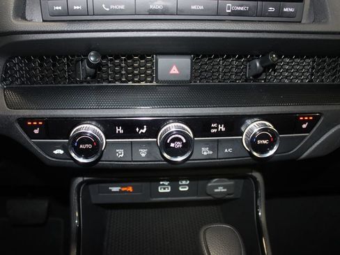 Used 2024 Honda CR-V EX image 15
