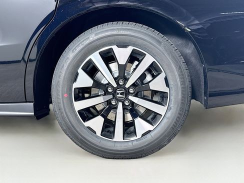 New 2026 Honda Odyssey EX-L image 39