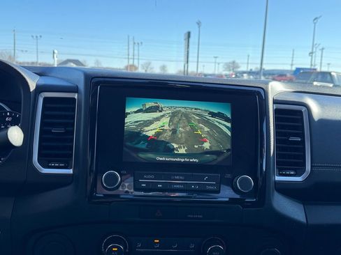 Used 2023 Nissan Frontier SV w/ Technology Package image 21