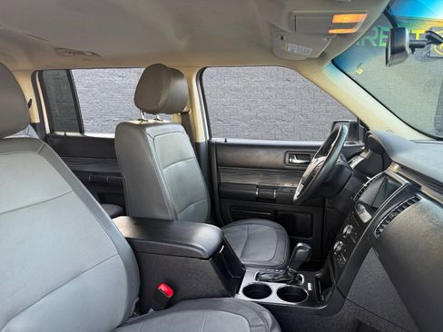 Used 2019 Ford Flex SEL w/ Equipment Group 202A image 21