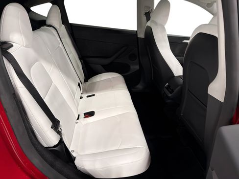 Certified 2023 Tesla Model Y Performance AWD/4WD image 11
