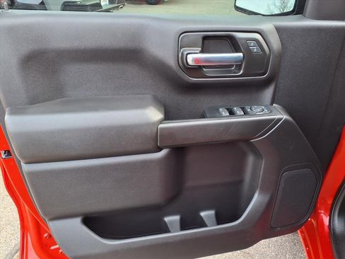 Used 2023 Chevrolet Silverado 1500 Custom Trail Boss w/ LPO, Dark Essentials Package image 19