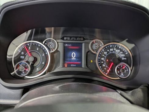 New 2025 RAM 2500 Tradesman image 39