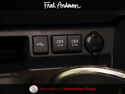 Used 2021 Toyota Highlander Limited AWD/4WD image 18