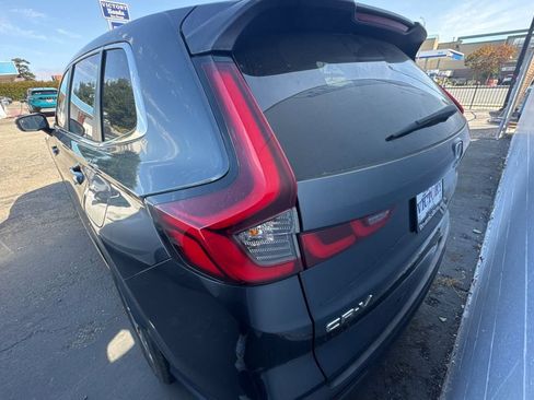 Used 2023 Honda CR-V EX image 6