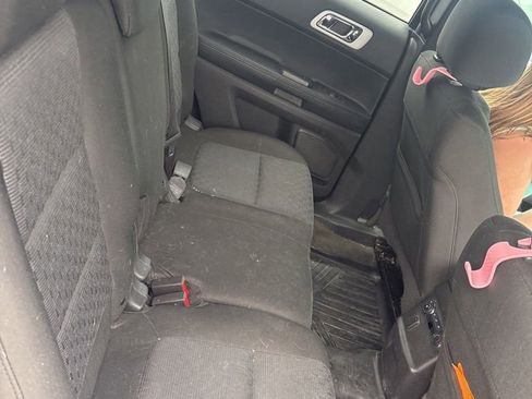 Used 2015 Ford Explorer XLT AWD/4WD image 13