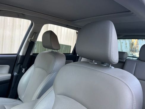 Used 2017 Subaru Forester 2.5i Limited image 13