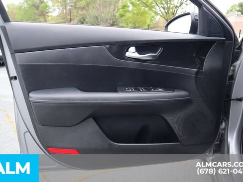 Used 2023 Kia Forte GT-Line FWD image 10
