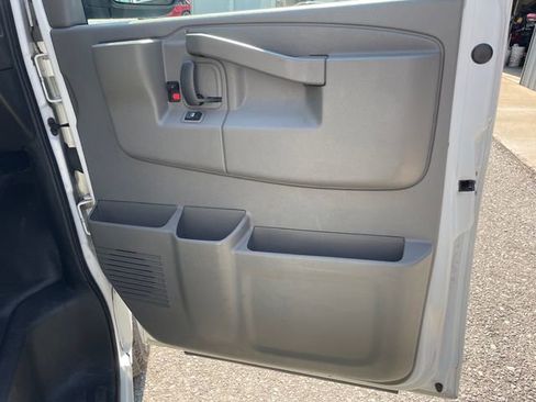 Used 2021 Chevrolet Express 2500 w/ Driver Convenience Package RWD image 12