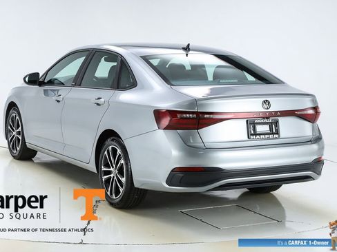 Used 2025 Volkswagen Jetta Sport FWD image 43