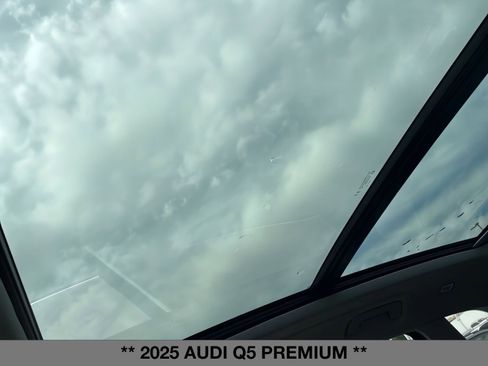 New 2025 Audi Q5 Premium image 30