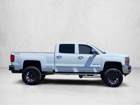 Used 2017 Chevrolet Silverado 2500 LTZ w/ LTZ Plus Package AWD/4WD image 4