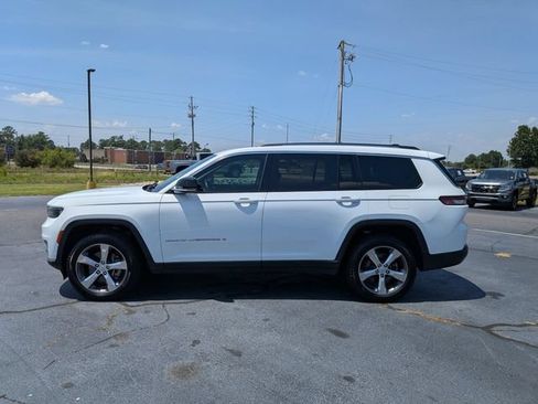 Used 2022 Jeep Grand Cherokee L Limited RWD image 6