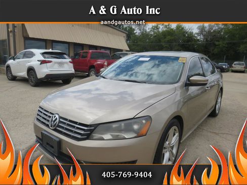 Used 2015 Volkswagen Passat TDI SE image 1