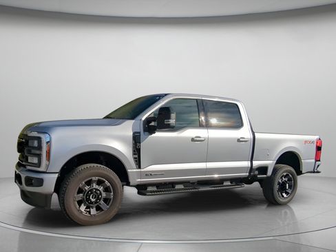 Certified 2024 Ford F250 Lariat w/ Lariat Ultimate Package image 13