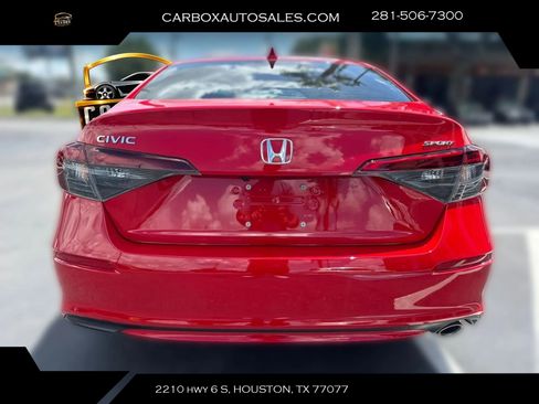 Used 2025 Honda Civic Sport image 4