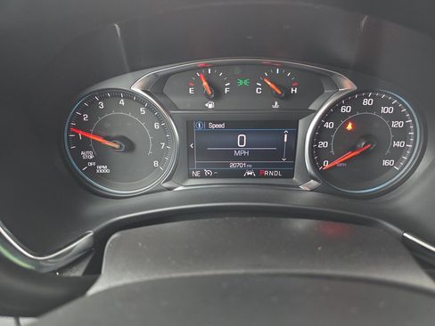 Used 2024 Chevrolet Equinox LT w/ LPO, Cargo Package FWD image 7