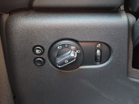 Used 2023 MINI Cooper S image 18