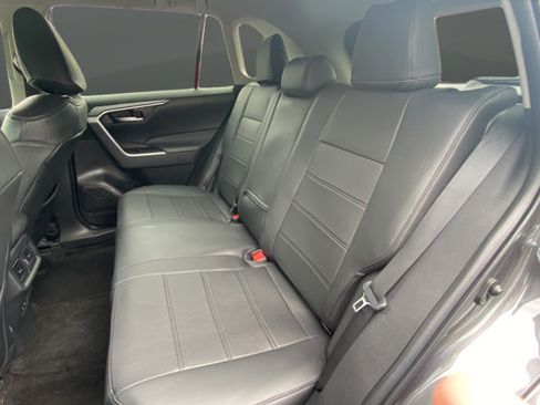 Used 2023 Toyota RAV4 XLE AWD/4WD image 23