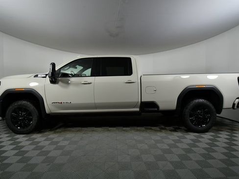 Used 2026 GMC Sierra 3500 AT4 image 16