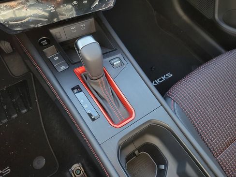 New 2025 Nissan Kicks SR w/ Illumination Package image 33