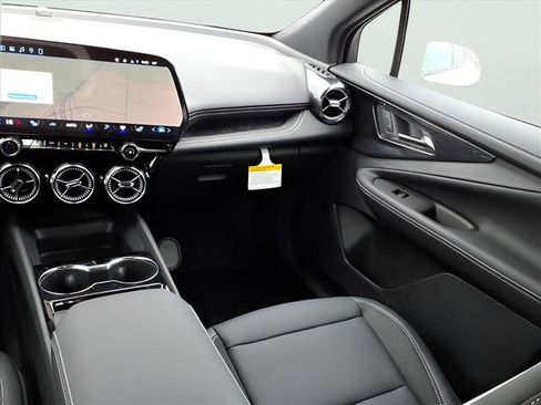 New 2026 Chevrolet Blazer EV LT image 15